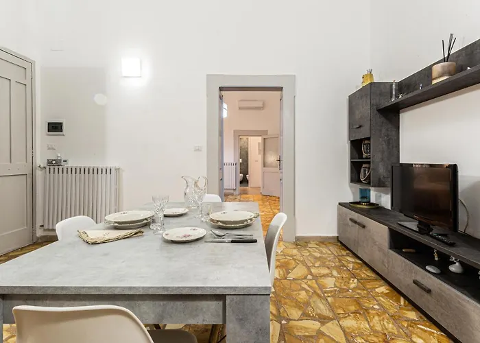 La Dimora Di Santa Croce Nel Centro Di * לצ'ה